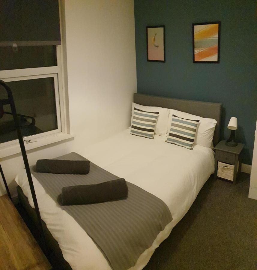 4 Bedrooms, Sleeps 10, Near Lfc & Efc 리버풀 외부 사진